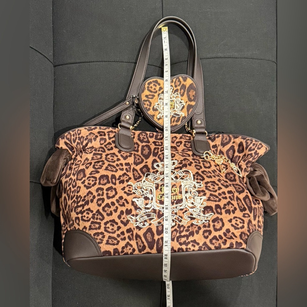 👑🤎 Juicy Couture Juicy for All Velour Leopard Print Tote Bag & Wristlet Set - Picture 17 of 17